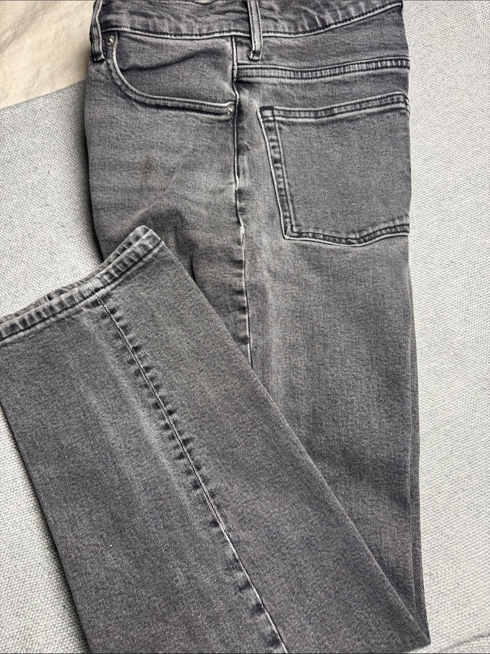 Everlane Women's Faded Grey/Bl  Straight-Leg Jeans